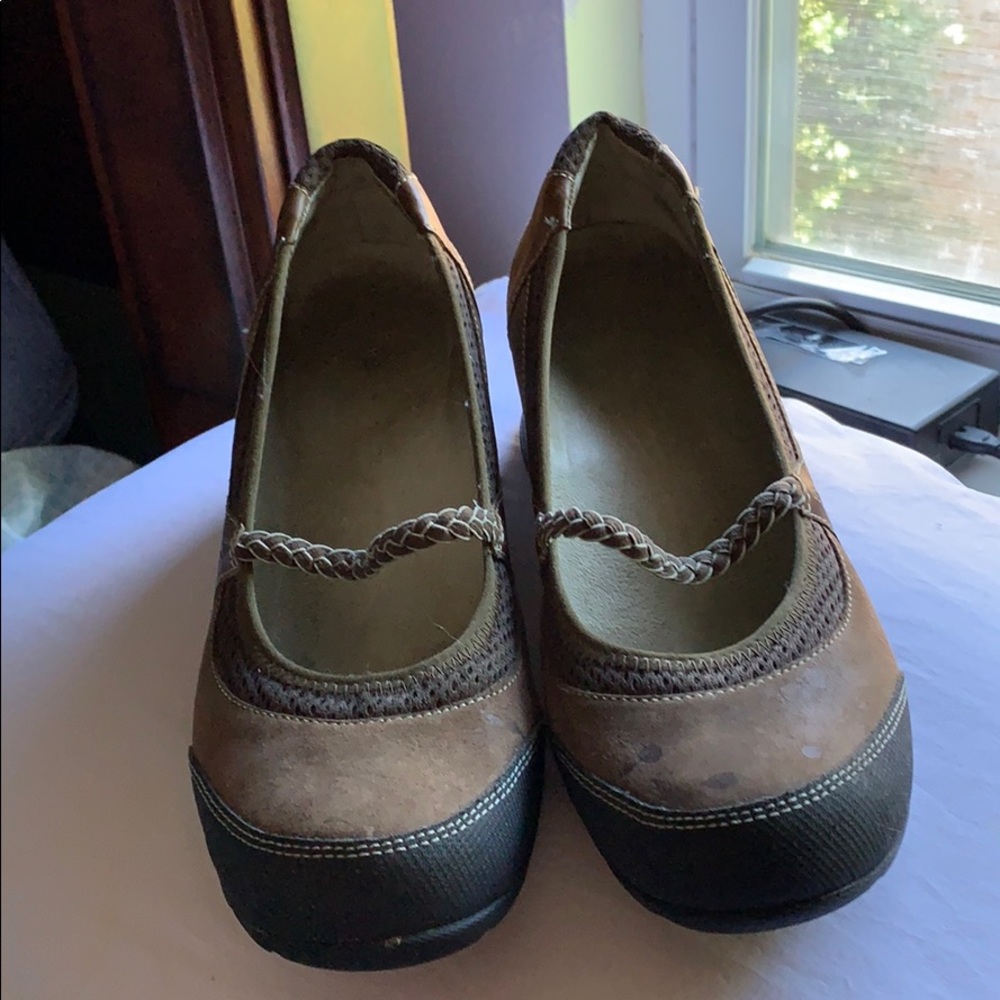 Ahnu Brown Wedges